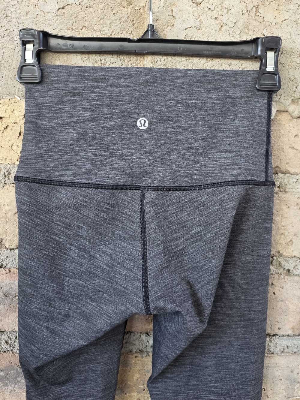Lululemon High-Rise Space Dye Leggings Heathered Gray - Size 4